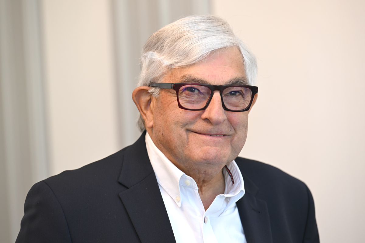 Michel SIMON President du Groupe SIMONdu Groupe SIMON Michel SIMON President Fondateur du Groupe SIMON